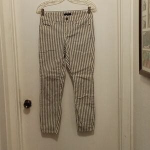 Ann Taylor Jeans - Skinny Ankle 2 White Blue Striped